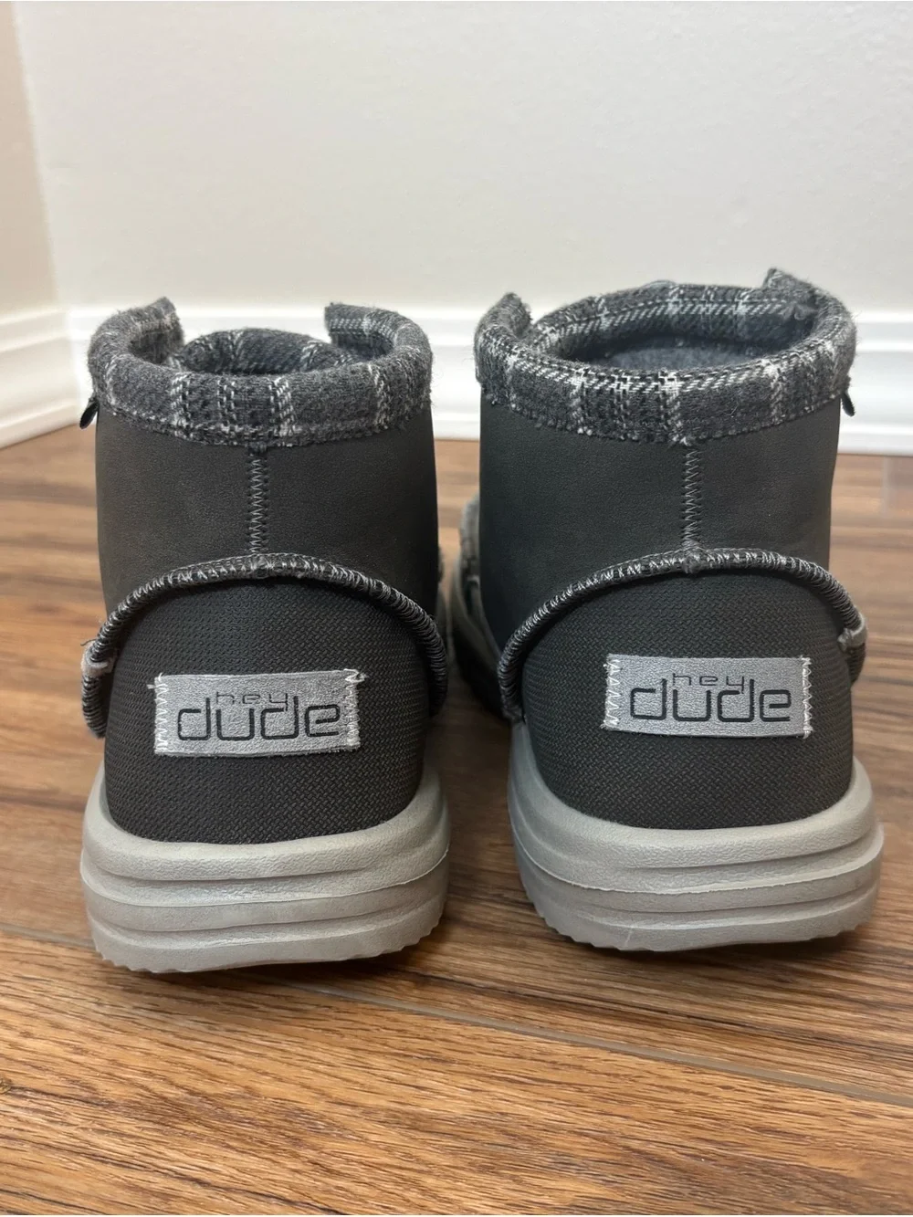 Hey Dude Men’s Gray Lace-Up Casual Ankle Boots